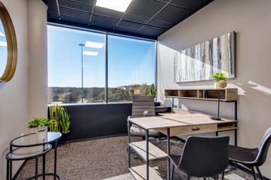 3-Seat Window office at Las Colinas