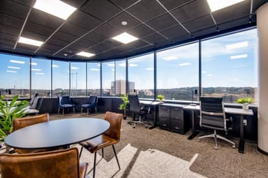 Team Suite with Breakout Table, Las Colinas